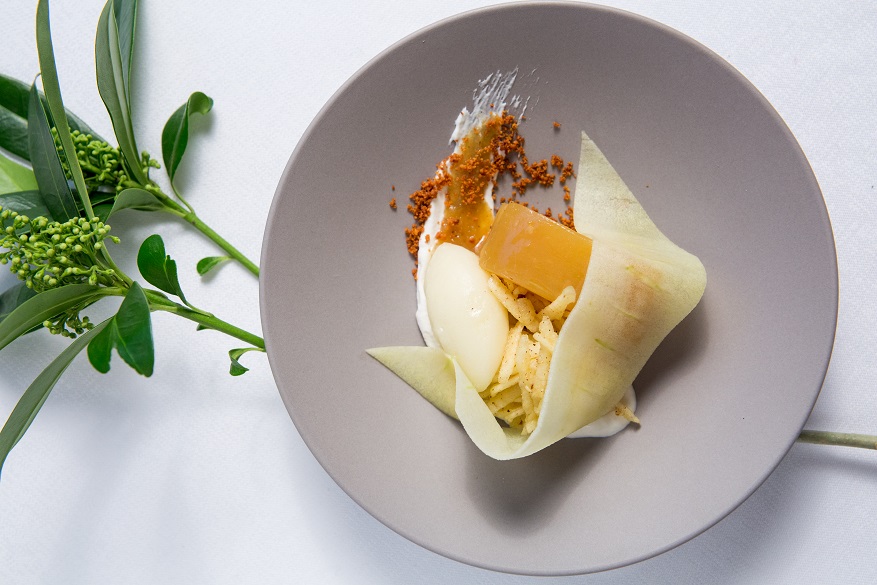 Golden apple, juniper berry, Borniambuc crème fraîche
